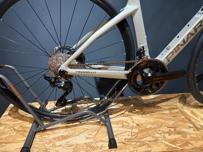 Tweedehands Pinarello F1 105 2026 2026 Road & Gravel — afbeelding 6 van 7