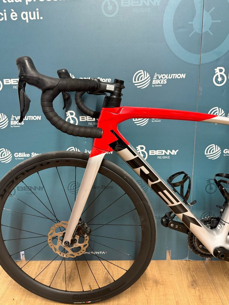 Used Trek Émonda SL 6 Pro Di2 2023 2023 Road & Gravel, Red — image 12 of 13