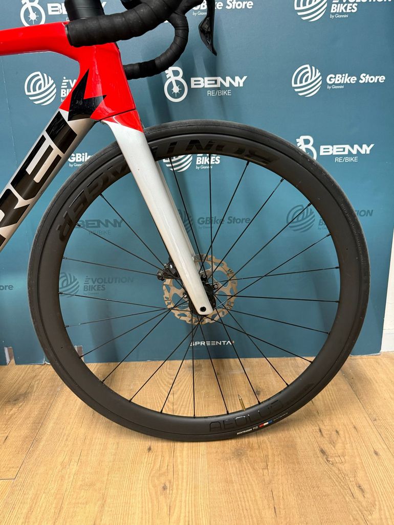 Used Trek Émonda SL 6 Pro Di2 2023 2023 Road & Gravel, Red — image 7 of 13