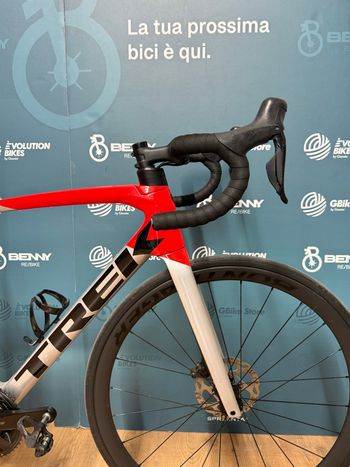 Used Trek Émonda SL 6 Pro Di2 2023 2023 Road & Gravel, Red — image 6 of 13