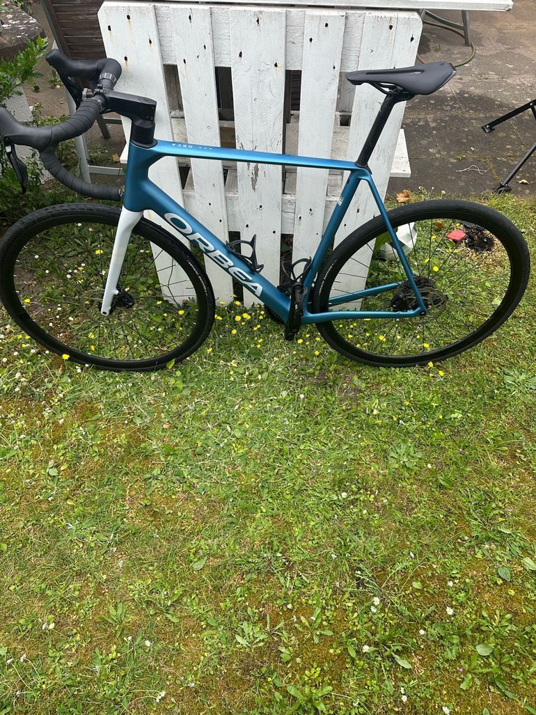 Used Orbea ORCA M30i 2024 2024 Road & Gravel, Blue — image 9 of 18