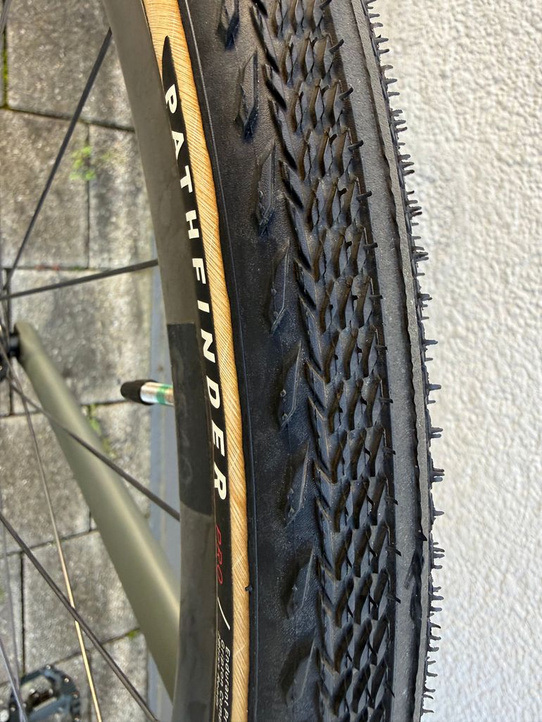 Used Specialized Diverge Comb 2025 Road & Gravel, Green — image 2 of 9