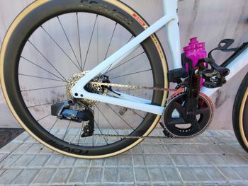 Used Specialized Tarmac SL7 Expert 2023 2023 Road & Gravel, Blue — image 6 of 8
