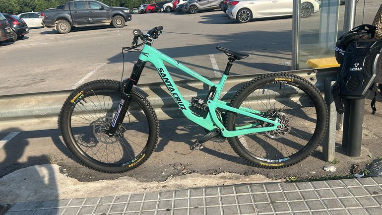 Used Santa Cruz Megatower X01 / Air / Carbon C / 29 2022 2022 Mountainbike, Blau — image 1 of 8