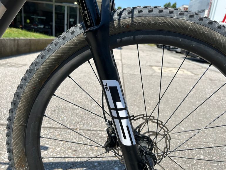 Used Trek 9.8 Gen 1 (2021) 2021 Mountainbike, Black — image 4 of 6