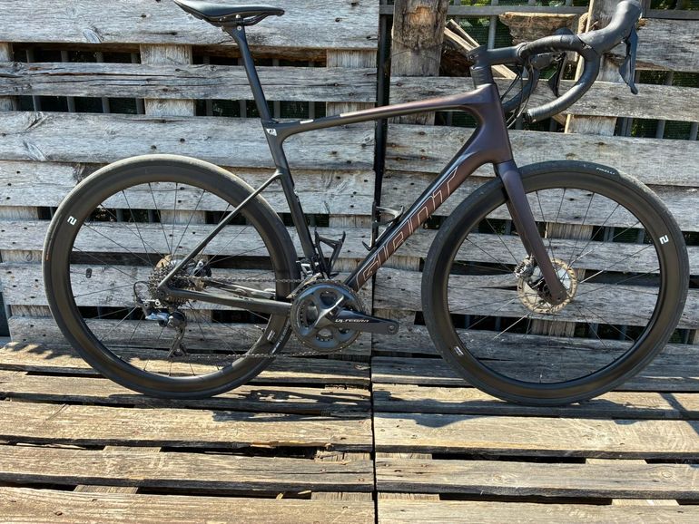 Used Giant Giant Defy TG M/L 2021 Road & Gravel, Red — image 1 of 10