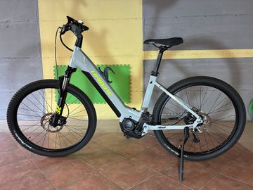 Brugt Haibike Trekking 6 Cross 2024 2024 Urban — billede 1 af 5