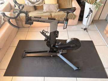 Used Wahoo Custom Other 2023 Road & Gravel, Light Gray — image 3 of 8
