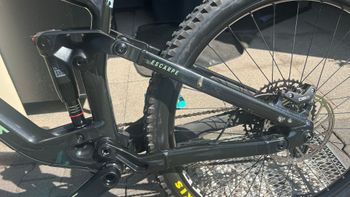 Used Vitus Escarpe 275 CR 2023 2023 Mountainbike, Black, 27.5 — image 5 of 8