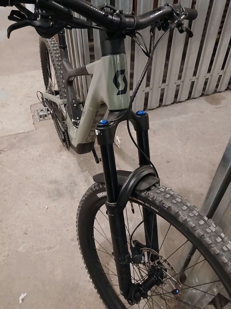 Used Scott Voltage eRIDE 910 2024 2024 Mountainbike, Green, 29 — image 7 of 10