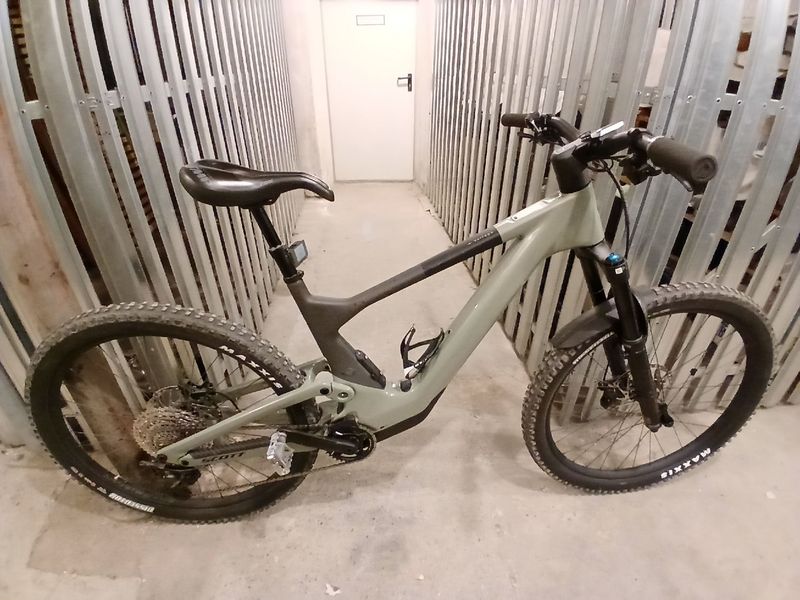 Used Scott Voltage eRIDE 910 2024 2024 Mountainbike, Green, 29 — image 1 of 10