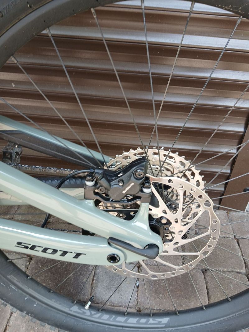 Used Scott Voltage eRIDE 910 2024 2024 Mountainbike, Green, 29 — image 5 of 10