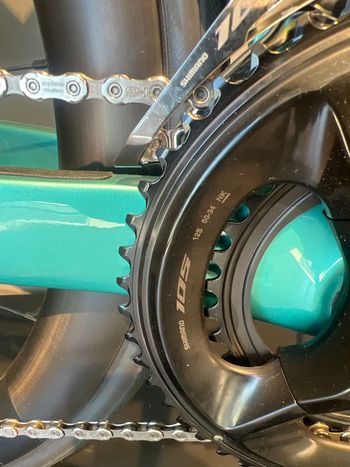 Used Bianchi Oltre Comp 105 Di2 2025 2025 Road & Gravel, Black — image 12 of 12