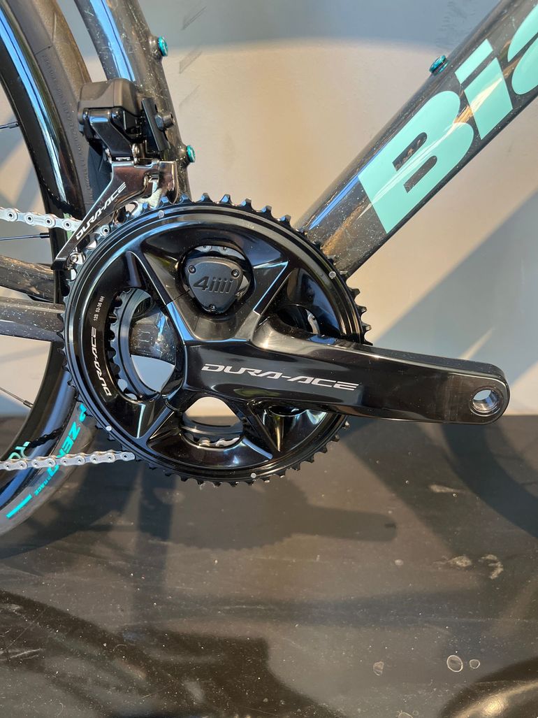 Used Bianchi SPECIALISSIMA 140TH RC DURA-ACE DI2 2025 2025 Road & Gravel, Black — image 4 of 12