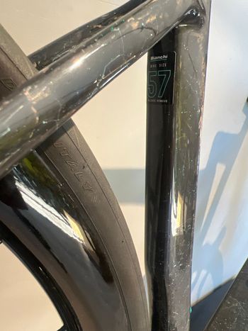 Used Bianchi SPECIALISSIMA 140TH RC DURA-ACE DI2 2025 2025 Road & Gravel, Black — image 6 of 12