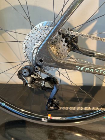 Used Bianchi SPECIALISSIMA 140TH RC DURA-ACE DI2 2025 2025 Road & Gravel, Black — image 3 of 12