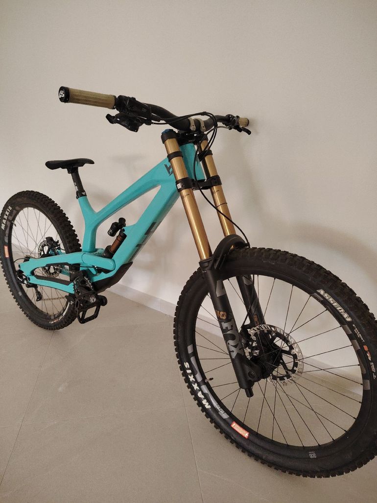 Used YT YT Custom SRAM X01 DH 2024 Mountainbike, Blue — image 5 of 6
