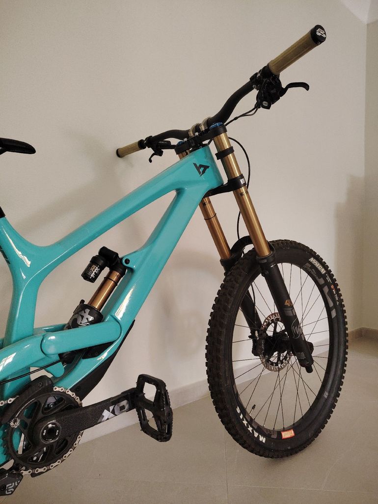 Used YT YT Custom SRAM X01 DH 2024 Mountainbike, Blue — image 4 of 6