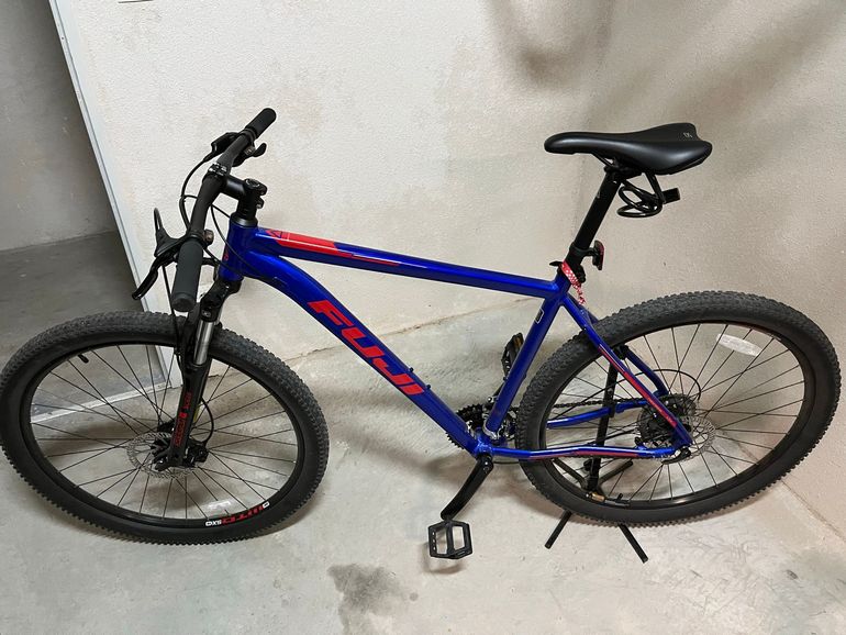 Used Fuji Nevada 29 4.0 LTD 2025 2025 Mountainbike, Blue, 29 — image 2 of 10