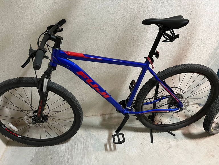 Used Fuji Nevada 29 4.0 LTD 2025 2025 Mountainbike, Blue, 29 — image 1 of 10