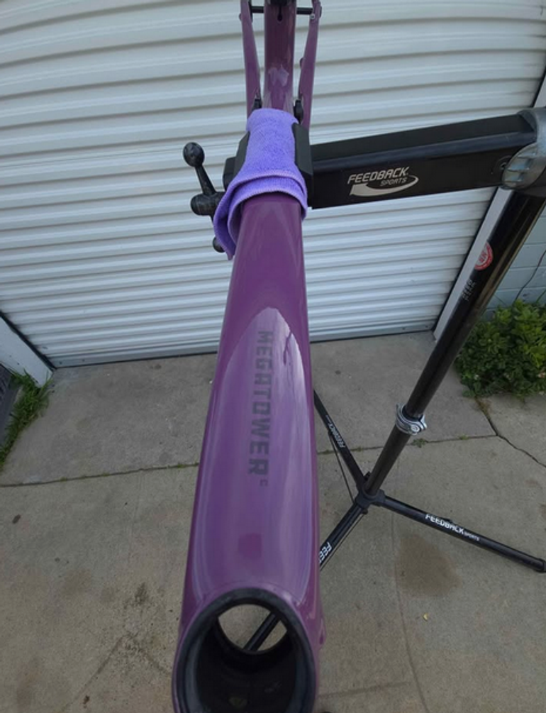 Used Santa Cruz Santa Cruz Megatower C 2024 Mountainbike, Purple — image 9 of 10
