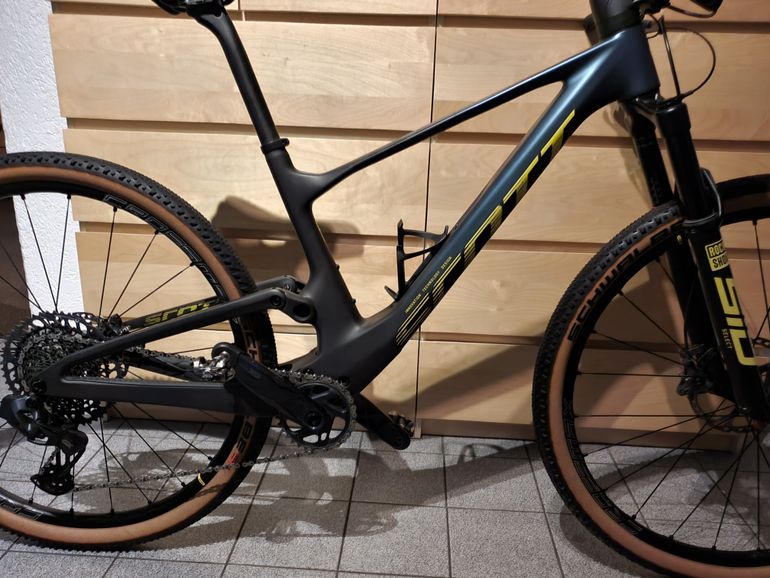 Used Scott Spark RC Team Issue AXS 2022 2022 Mountainbike, Green, 29 — image 2 of 7