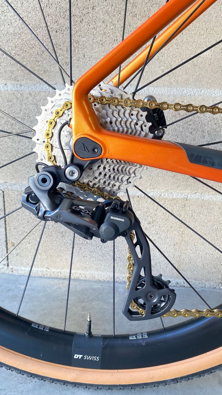 Used Canyon Inflite CF SLX 9 Team 2023 2023 Road & Gravel — image 3 of 17
