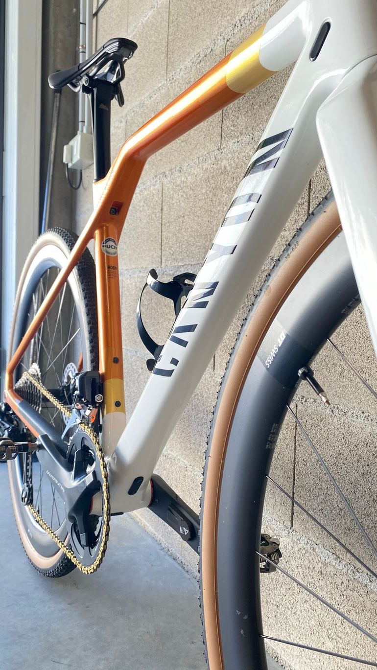 Used Canyon Inflite CF SLX 9 Team 2023 2023 Road & Gravel — image 5 of 17