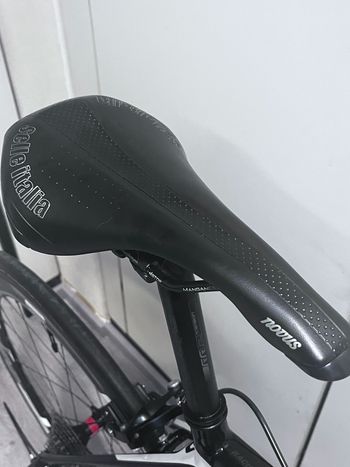 Used Scott Addict 20 2016 Road & Gravel, White — image 7 of 12