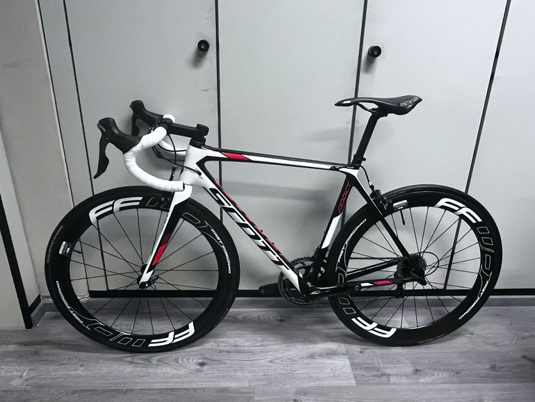 Used Scott Addict 20 2016 Road & Gravel, White — image 2 of 12