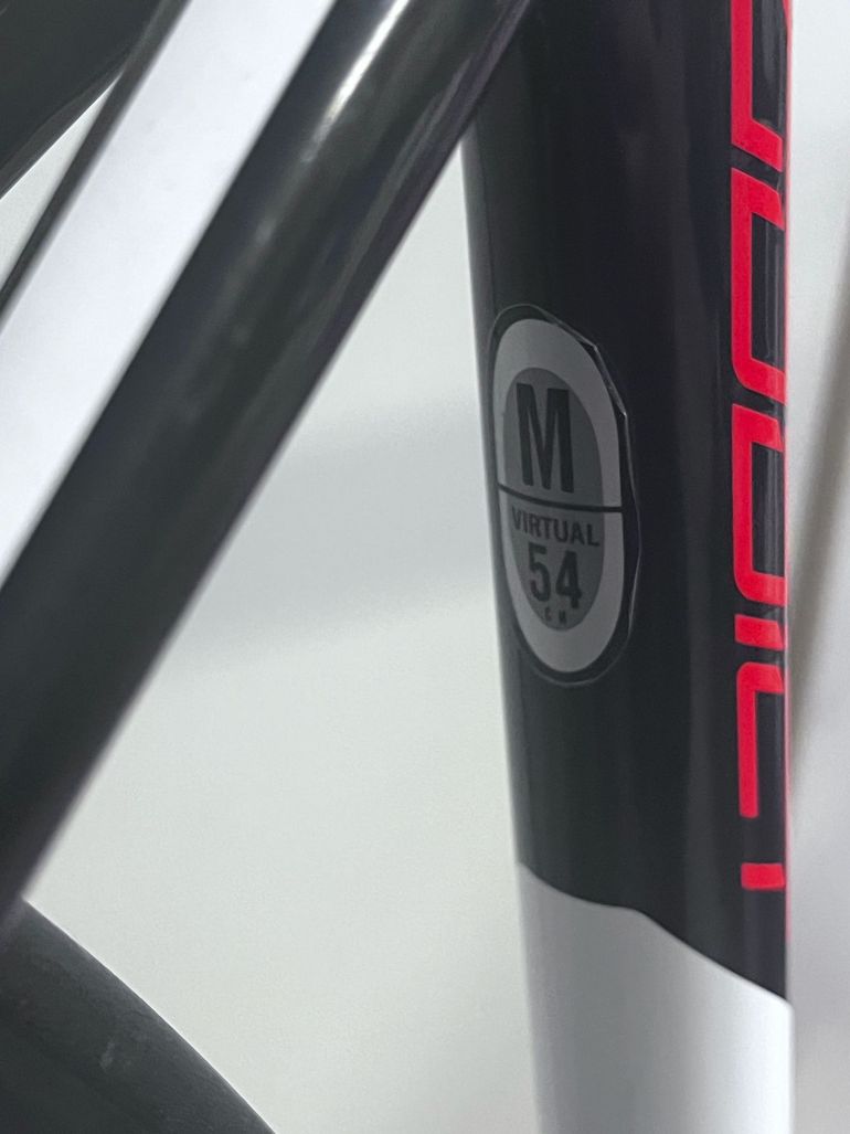 Used Scott Addict 20 2016 Road & Gravel, White — image 9 of 12