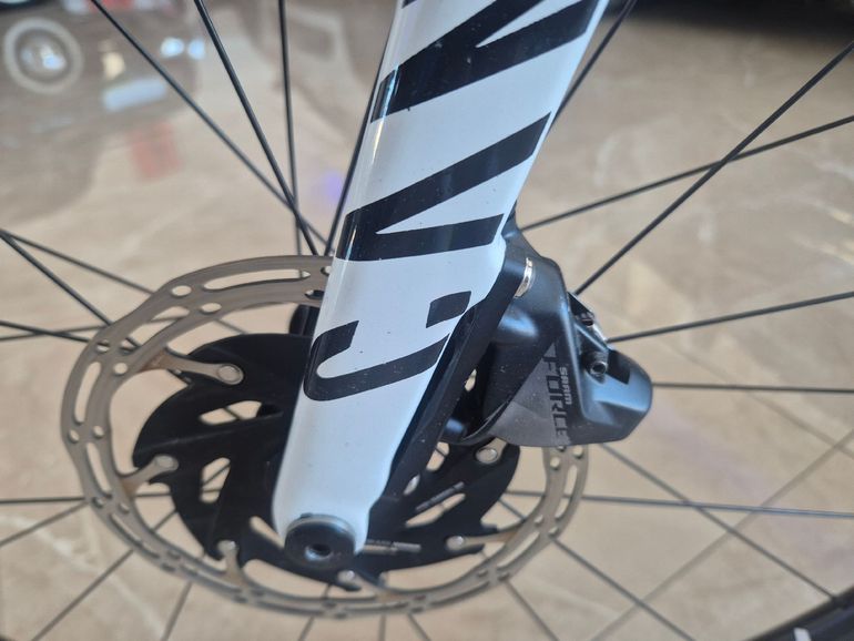 Used Canyon Inflite CF SLX 8 AXS 2024 2024 Road & Gravel, White — image 6 of 9
