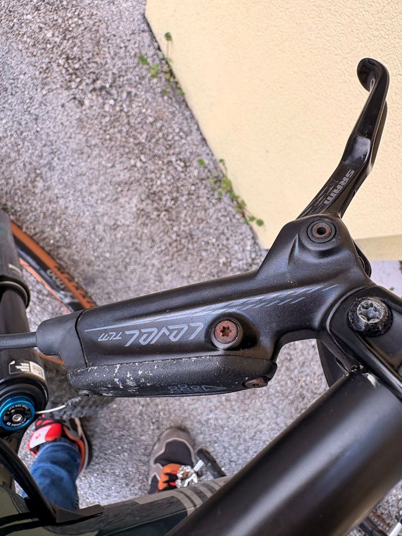 Tweedehands BMC Fourstroke 01 LT | ONE 2022 2022 Mountainbike — afbeelding 9 van 15