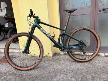Tweedehands BMC Fourstroke 01 LT | ONE 2022 2022 Mountainbike — afbeelding 2 van 15