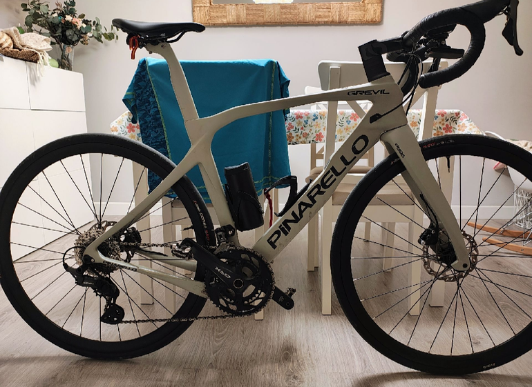 Used Pinarello GREVIL F5 - SHIMANO GRX 610 2024 2024 Road & Gravel — image 2 of 9