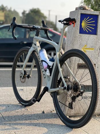 Used Pinarello GREVIL F5 - SHIMANO GRX 610 2024 2024 Road & Gravel — image 8 of 9
