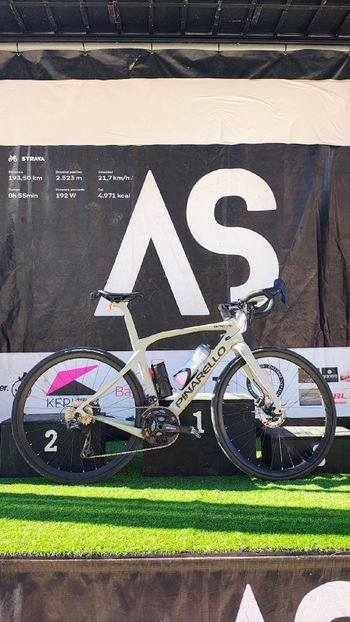 Used Pinarello GREVIL F5 - SHIMANO GRX 610 2024 2024 Route & Gravel
