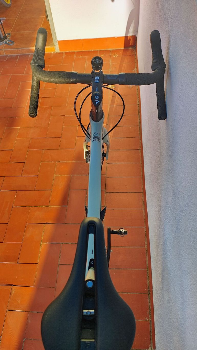 Used Pinarello GREVIL F5 - SHIMANO GRX 610 2024 2024 Road & Gravel, Light Gray — image 5 of 9