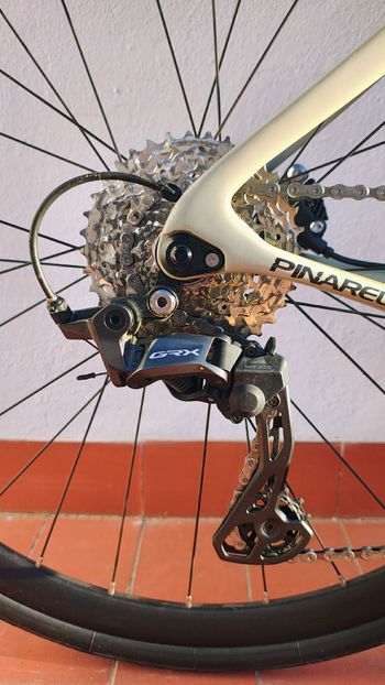 Used Pinarello GREVIL F5 - SHIMANO GRX 610 2024 2024 Road & Gravel, Light Gray — image 4 of 9