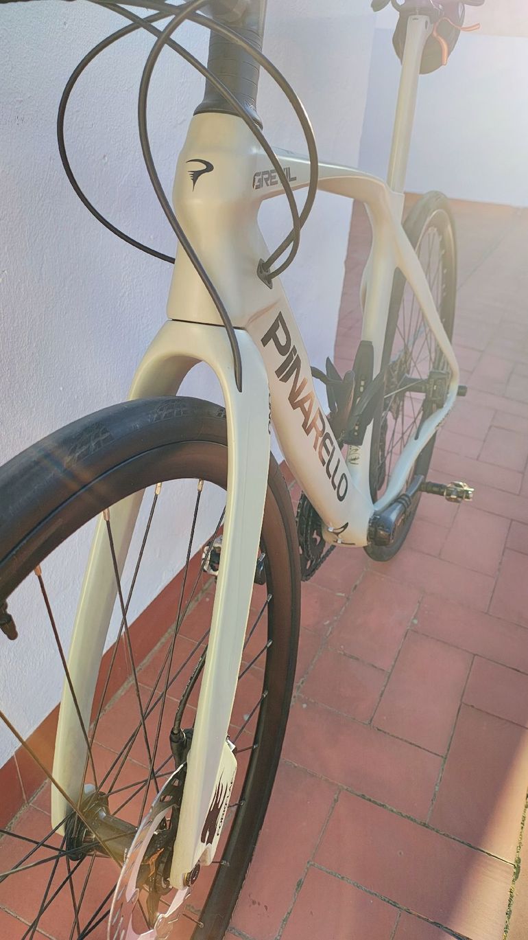 Used Pinarello GREVIL F5 - SHIMANO GRX 610 2024 2024 Road & Gravel, Light Gray — image 7 of 9