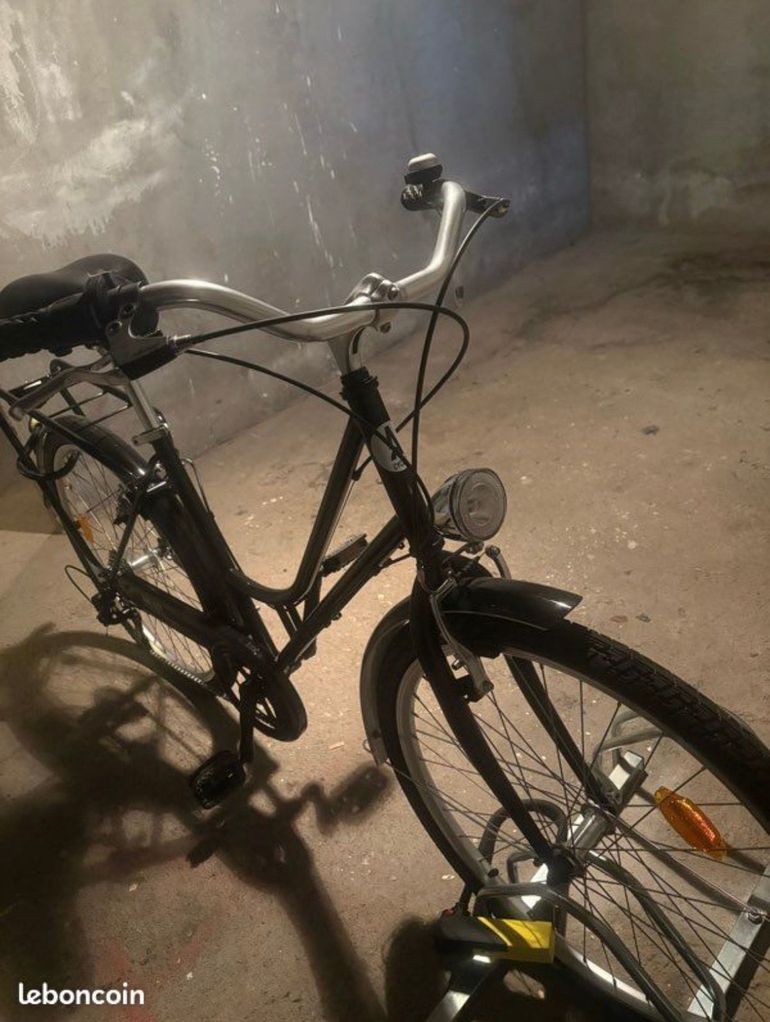 Used Arcade Arcade Custom Shimano Tourney 2025 Urban, Black — image 2 of 16