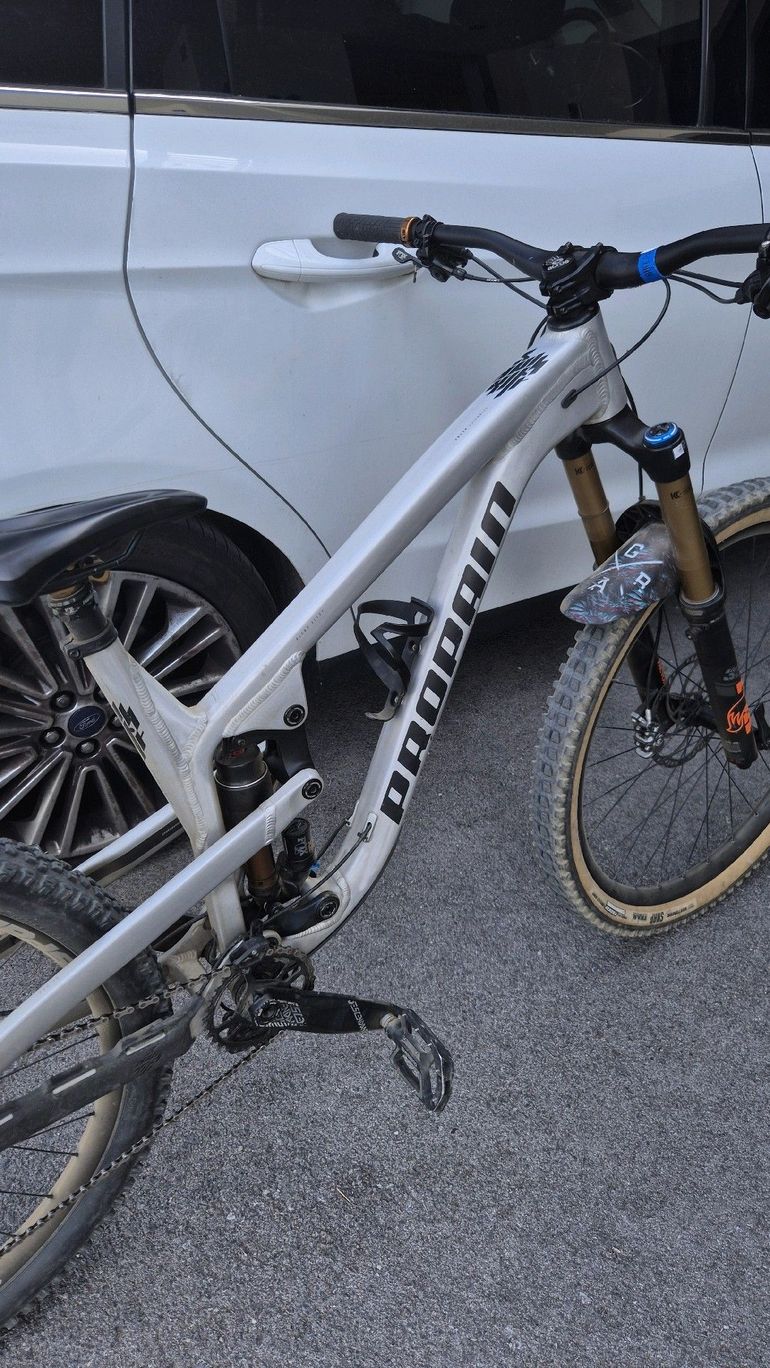 Used Propain Spindrift AL Mix Highend 2021 2021 Mountainbike, Light Gray, 29, 27.5 — image 8 of 9