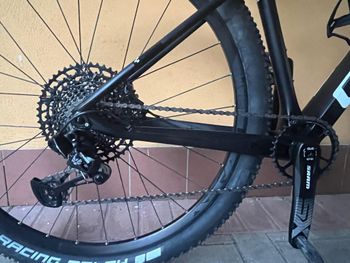 Used CUBE REACTION C:62 ONE 2024 2024 Mountainbike, Black, 29 — image 3 of 6
