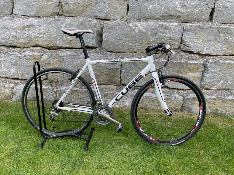 Used CUBE CUBE Custom Shimano Ultegra 2006 Road & Gravel, White — image 1 of 5