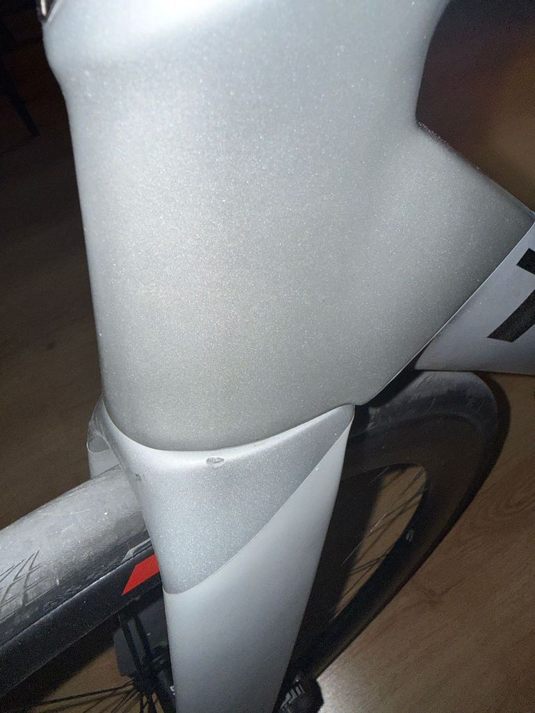 Trek Madone Shimano Ultegra Di2 2017 Road & Gravel de segunda mano, Gris claro — imagen 7 de 8