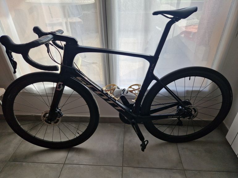 Used Scott Foil 20 2020 2020 Road & Gravel, Black — image 3 of 3