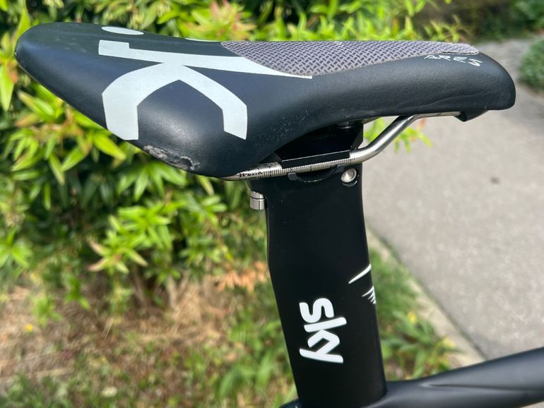Used Pinarello Pinarello Bolide Rim Brake Shimano Dura Ace Di2 Frameset 2016 Road & Gravel, Black — image 15 of 17