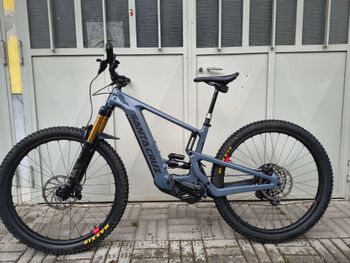 Used Santa Cruz HECKLER X01 AXS RSV / Carbon CC / 29 2023 2023 Mountainbike, Light Gray, 29 — image 2 of 4