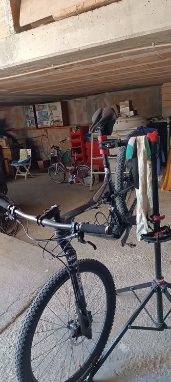 Used Cannondale Scalpel Carbon 2 2023 2023 Mountainbike, Black, 29 — image 9 of 19