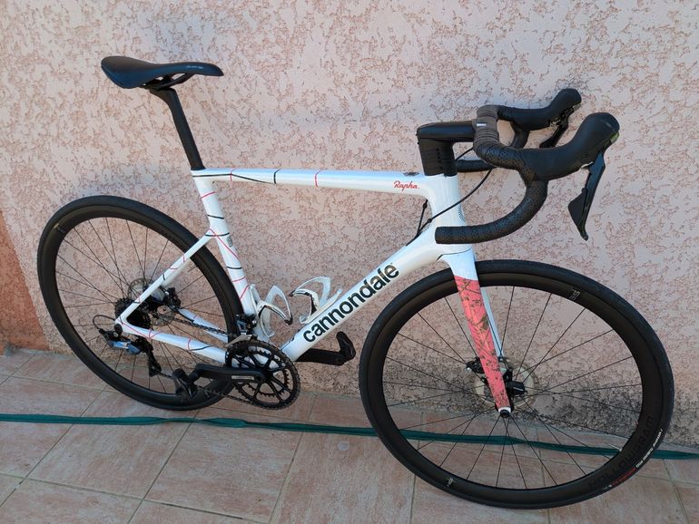Used Cannondale SuperSix EVO Neo 2 2020 2020 Road & Gravel, White — image 1 of 15